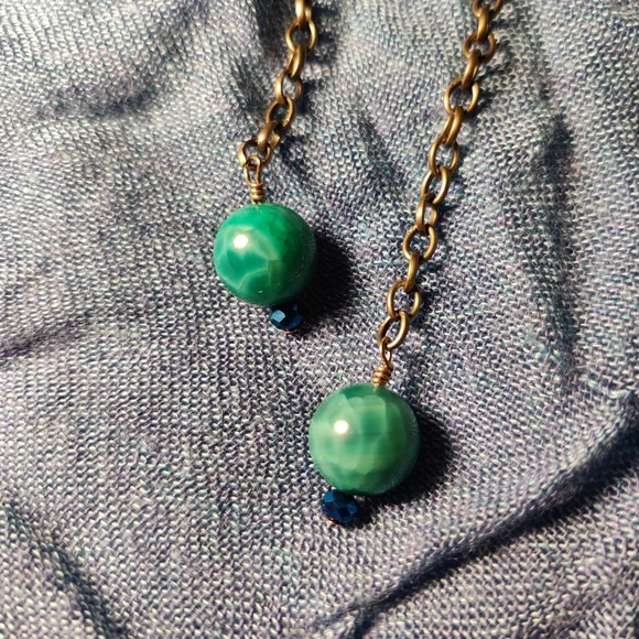 Agate Gemstone Bead with Sparkly Bead Dangly Earrings - Picture 8 of 9